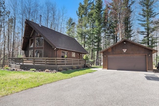 2526 Aikens Rd, Manistee, MI 49660