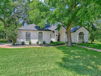 110 Park Ln, Pottsboro, TX 75076