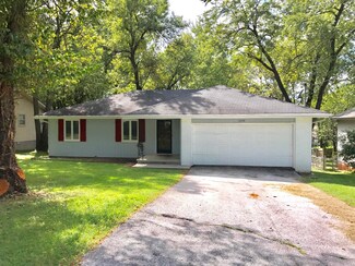 3749 S Mentor Ave, Springfield, MO 65804