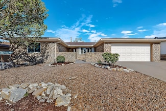 8217 Colfax Ave NE, Albuquerque, NM 87109