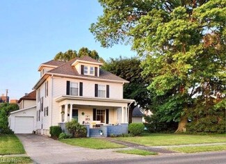 516 Cambridge Rd, Coshocton, OH 43812