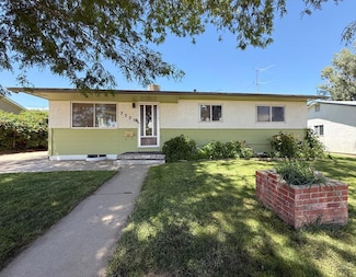 3323 Canterbury Ln, Pueblo, CO 81005