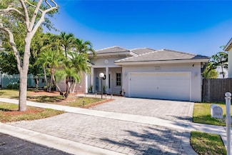 2925 NE 4th St, Homestead, FL 33033