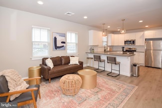 1401 Market St Unit 2R, Camp Hill, PA 17011