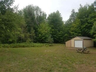 5182 Simons Rd, East Jordan, MI 49727
