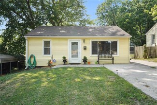 8924 McGee St, Kansas City, MO 64114