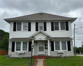 521 S High St, Independence, MO 64050