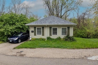 3310 Leroy Ave, Alton, IL 62002