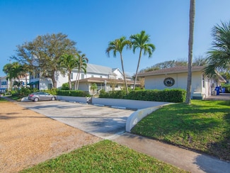 854 Bougainvillea Ln Unit 7, Vero Beach, FL 32963