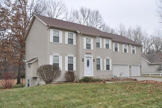 56836 Weymouth Ln, Elkhart, IN 46516