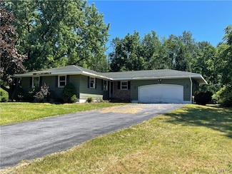 107 Maltby Rd, Pulaski, NY 13142