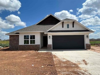 4310 SW Joanne Ln, Lawton, OK 73505