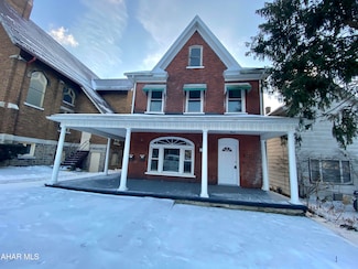 520 N 7th Ave, Altoona, PA 16601
