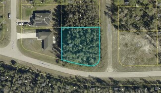 1014 Kodiak Ave, Lehigh Acres, FL 33974