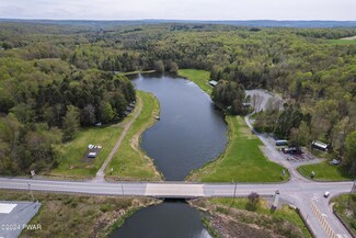 1284 Hamlin Hwy, Lake Ariel, PA 18436