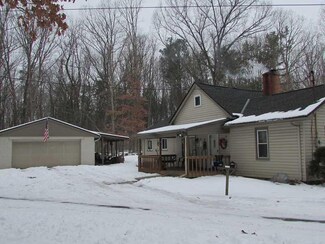 164 Petrilla Dr, Clinton, PA 15026