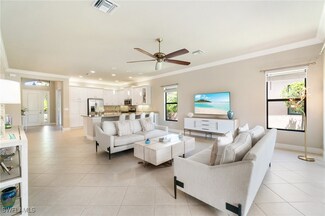 4554 Luminary Ave, Naples, FL 34119