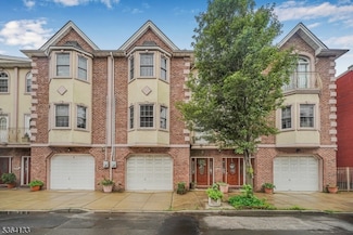 129 Niagara St, Newark, NJ 07105