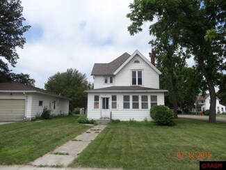 15 Main St S, Minnesota Lake, MN 56068