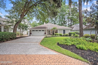 637 S Reeve Rd, Saint Helena Island, SC 29920