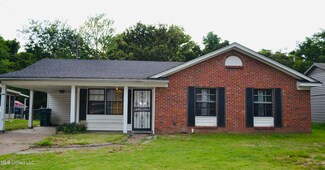 8469 Charleston Dr, Southaven, MS 38671