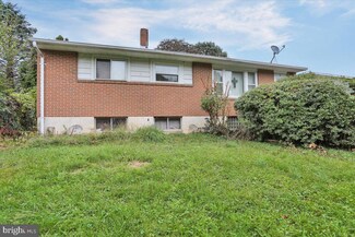 6 Ranor Ct, Reading, PA 19606