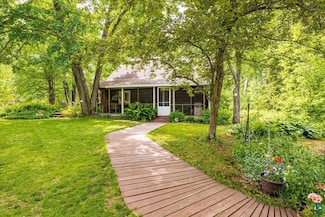 512 Tomberg Rd, Two Harbors, MN 55616