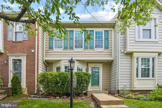 6028 Kestner Cir, Alexandria, VA 22315