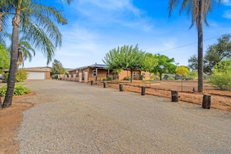 1550 Keyes Rd, Ramona, CA 92065