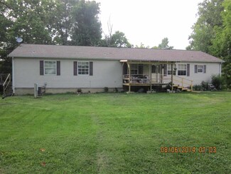 2352 S County Road 1040 W, Medora, IN 47260