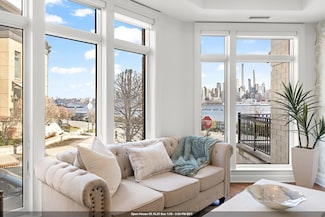 TH1 Oxford Landing, Weehawken, NJ 07086