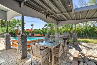 1950 N Magnolia Rd, Palm Springs, CA 92262