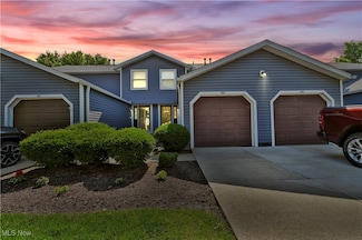 4757 Ledgewood Dr Unit 8D, Medina, OH 44256