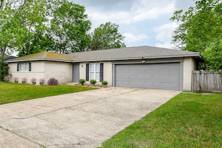 9711 Shady Tree Ln, Houston, TX 77086