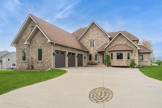 31262 Napa Valley Dr, Waukee, IA 50263