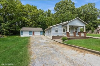 1304 E Mechanic Ave, Independence, MO 64050