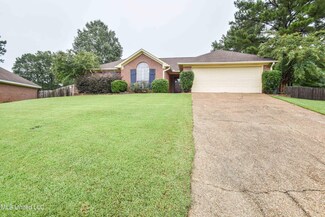 420 Vista Ct, Richland, MS 39218