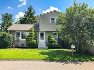 41 Pennsylvania Ave, Cumberland, RI 02864
