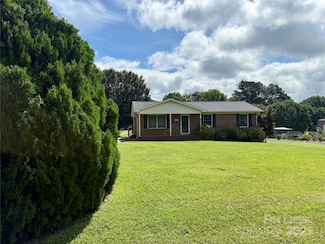 2307 Honeycutt Simpson Rd, Monroe, NC 28110