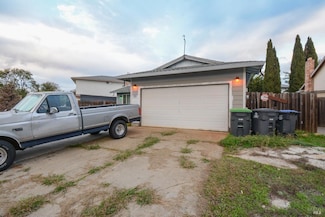 609 Ring Neck Ln, Suisun City, CA 94585