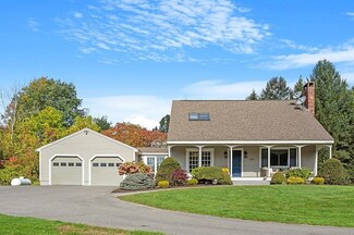 204 Williams Rd, Fitchburg, MA 01420