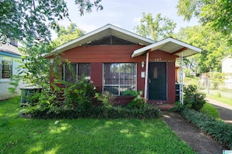 705 4th Ct W, Birmingham, AL 35204
