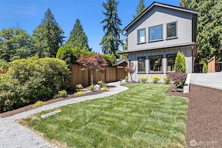 10168 NE 112th Place, Kirkland, WA 98033