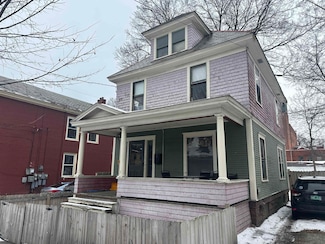 54 King St, Burlington, VT 05401
