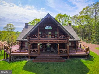 2 Tinicum Creek Rd, Erwinna, PA 18920