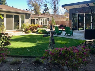 1977 Byers Dr, Menlo Park, CA 94025