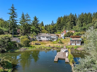 7160 Eagle Harbor Dr NE, Bainbridge Island, WA 98110