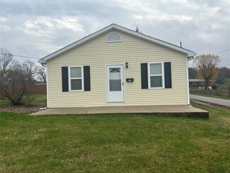 1726 Vermont St, Hannibal, MO 63401