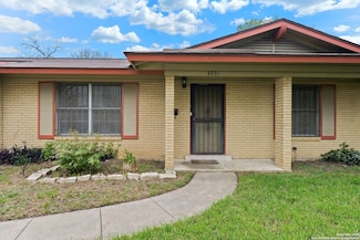 4931 Bernadine Dr, San Antonio, TX 78220
