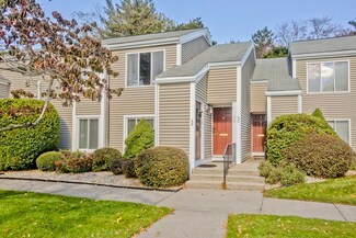 50 Nassau Dr Unit 50, Springfield, MA 01129